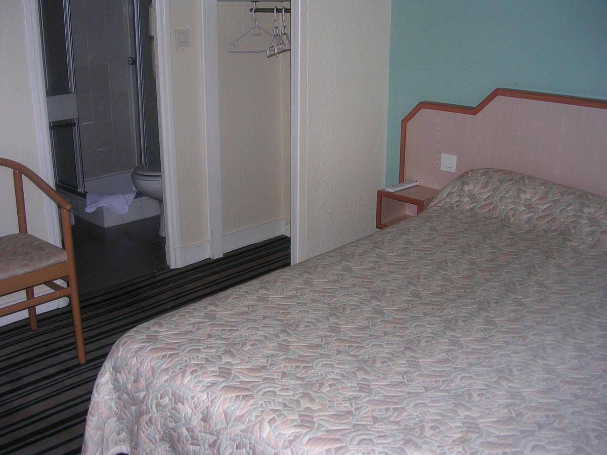 Hotel Asteries トゥール エクステリア 写真