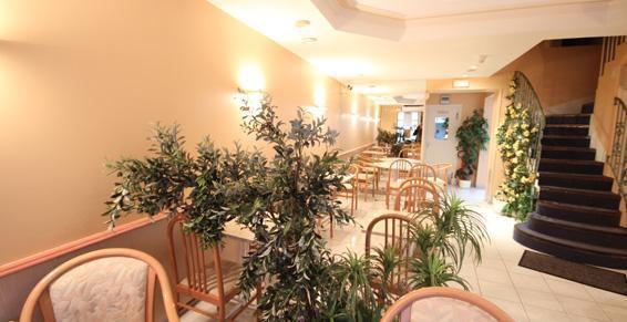 Hotel Asteries トゥール エクステリア 写真